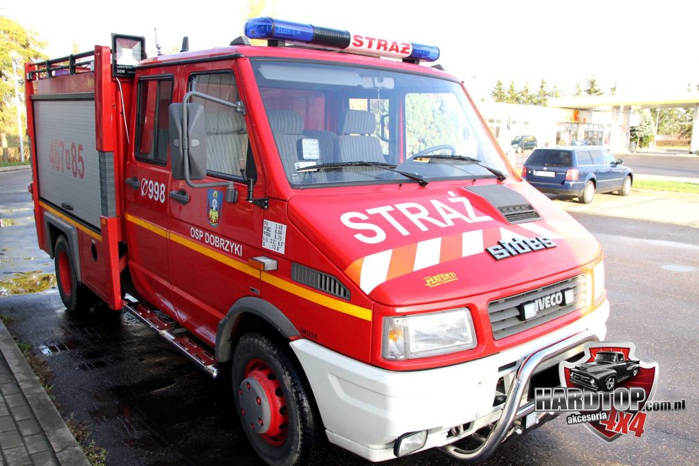 Nowa remiza w Dobrzykach 23 05 2015 cz.2